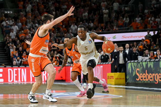 于洛杉矶湖 于洛杉矶湖